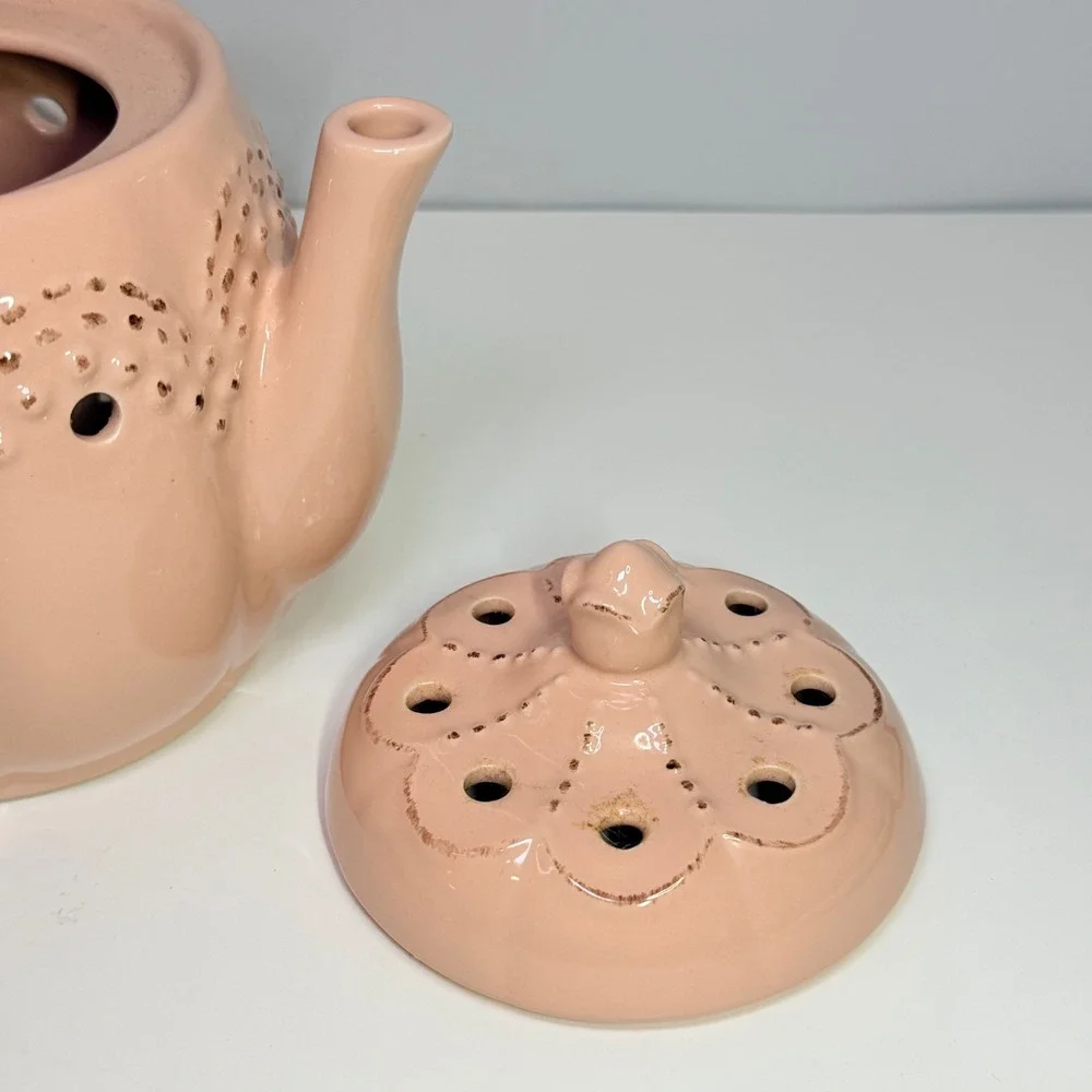 Retired Scentsy Tea Rose Electric Wax Warmer Pink Teapot Ceramic Eyelet Detail